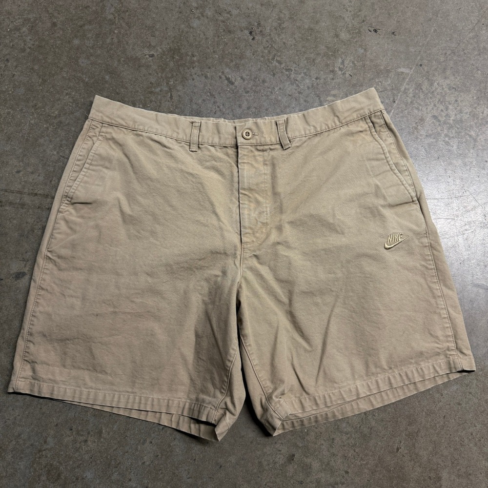 Nike Mens Chino Shorts Tan Khaki Embroidered Logo Size 38 Casual Sportswear